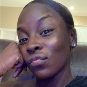 Meet your Posher, Jamela